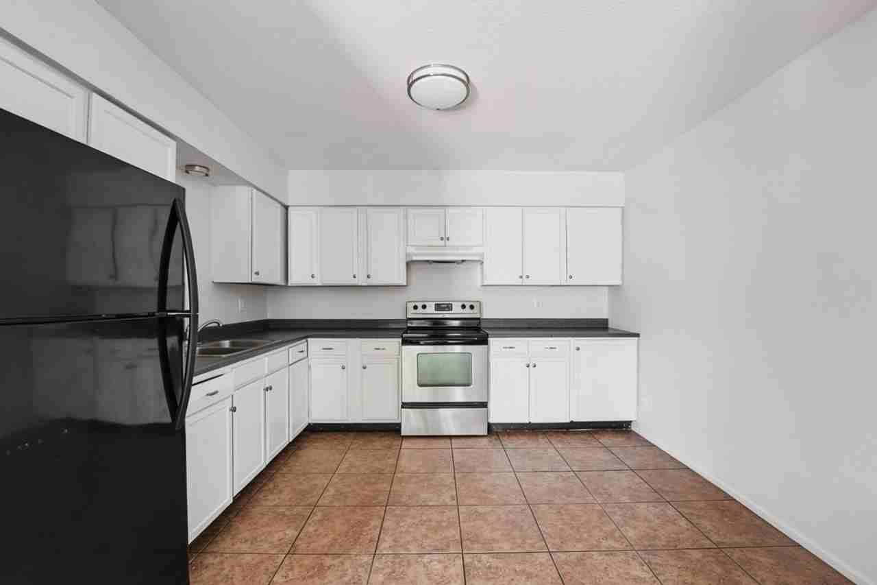 536 N Hall #C - Photo 2 of 20