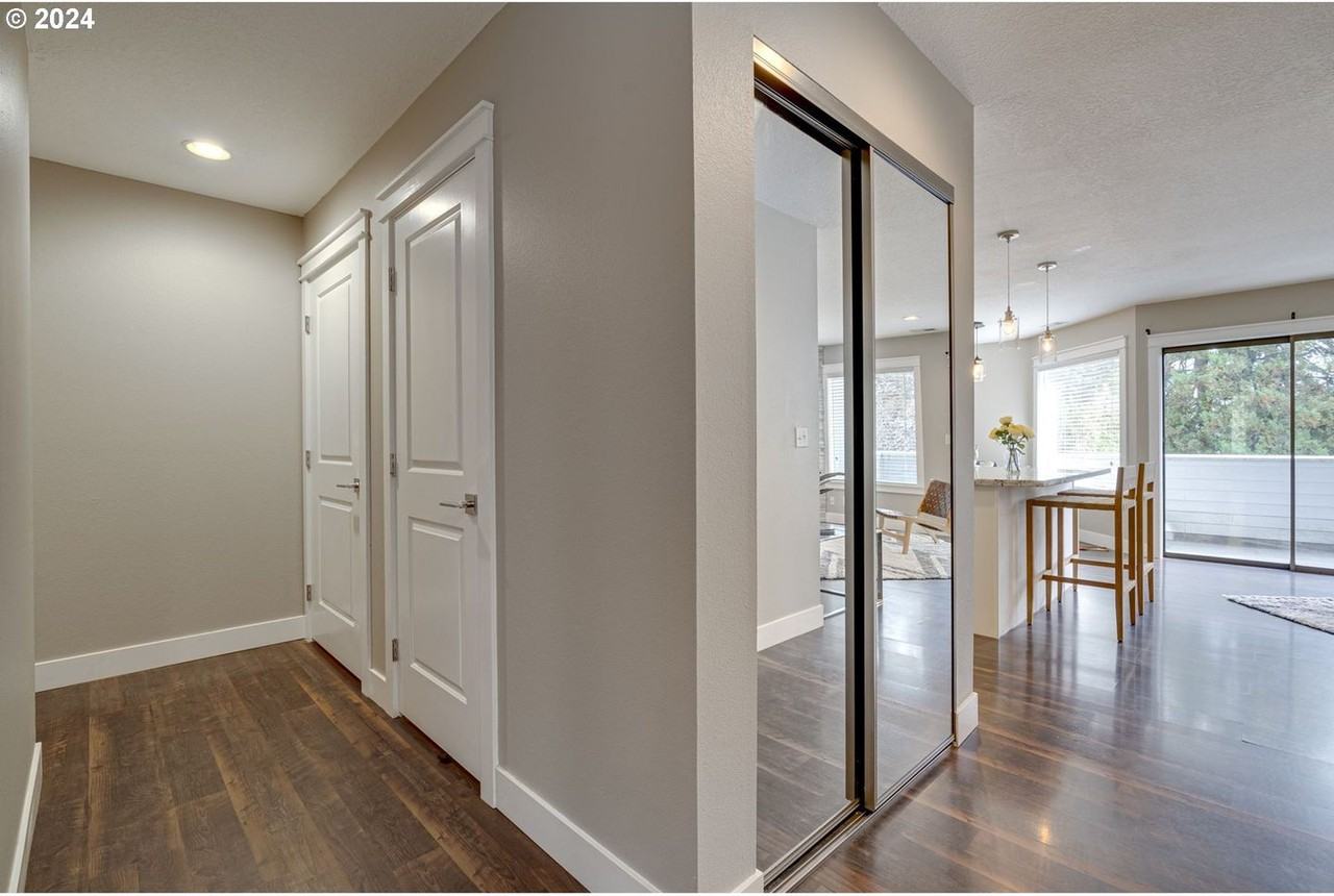 14575 Sw Walker Rd #B10 - Photo 5 of 44