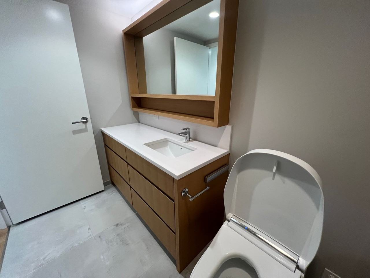 1388 Kapiolani Blvd #1807 - Photo 3 of 15