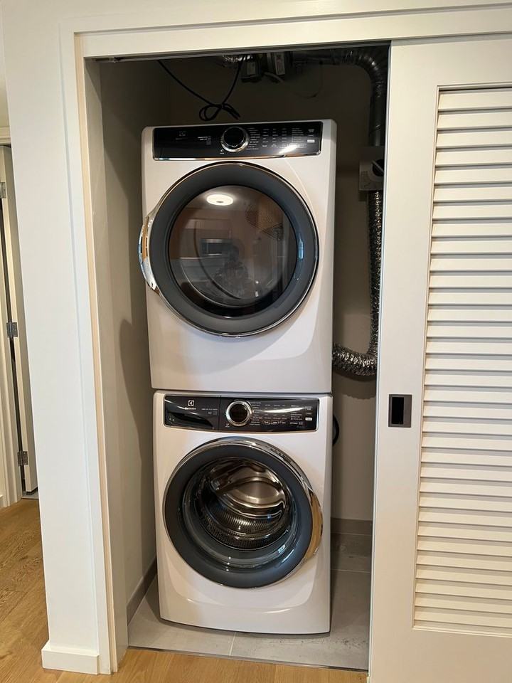1388 Kapiolani Blvd #1807 - Photo 6 of 15