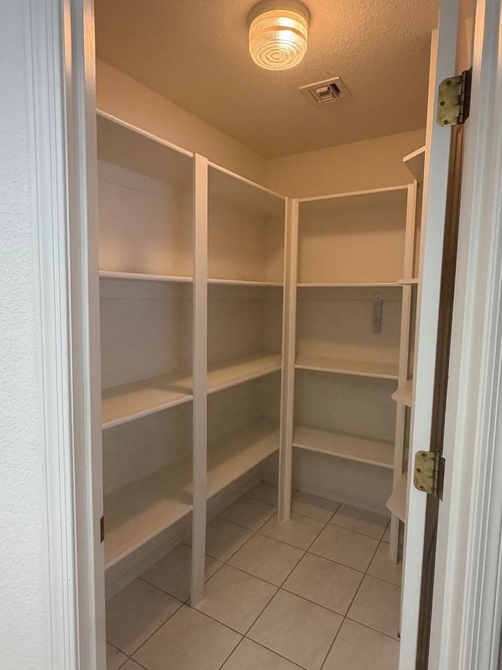 1697 Cardinal Dr - Photo 6 of 30