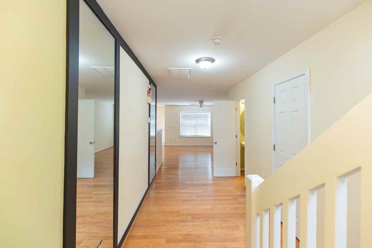 117 Goldfinch Ave - Photo 2 of 24