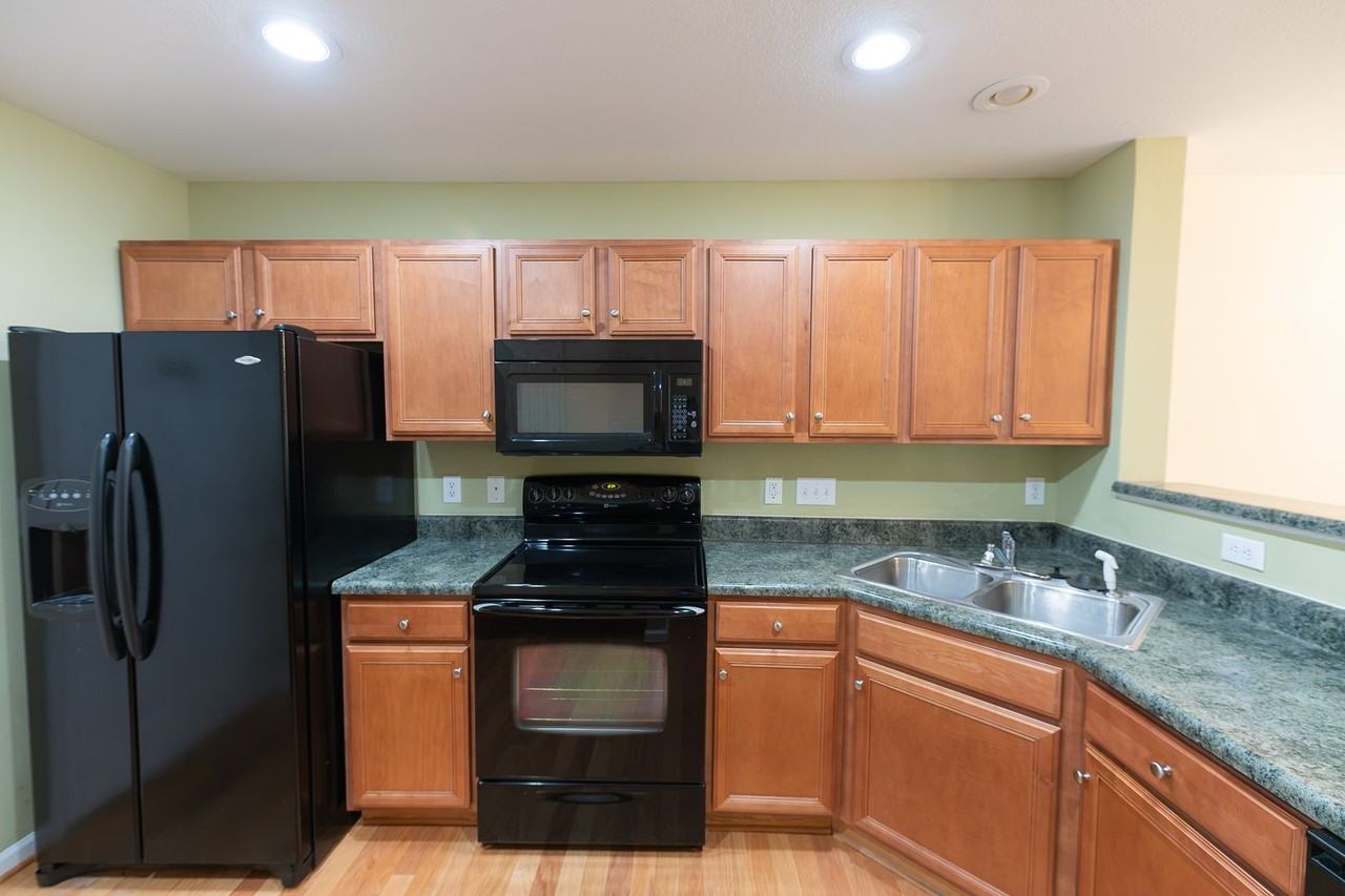 117 Goldfinch Ave - Photo 7 of 24
