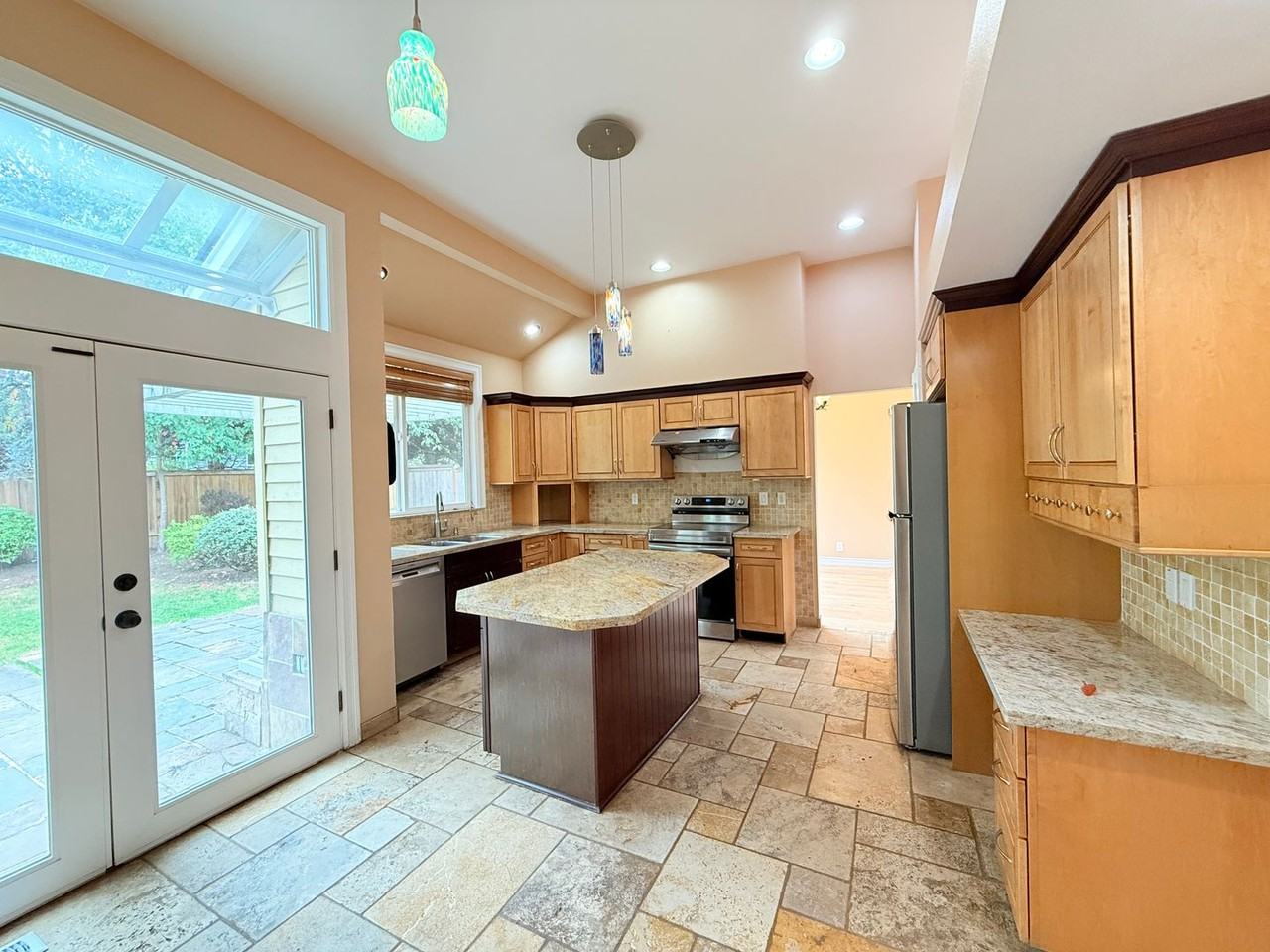 23621 Ne 25th Way - Photo 7 of 27