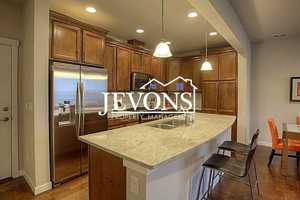 featured image of 1399 Ne Hickory Ln