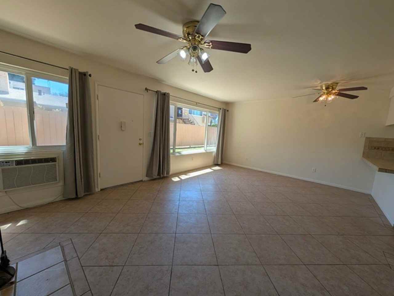 801 S Orange Ave #C - Photo 3 of 32