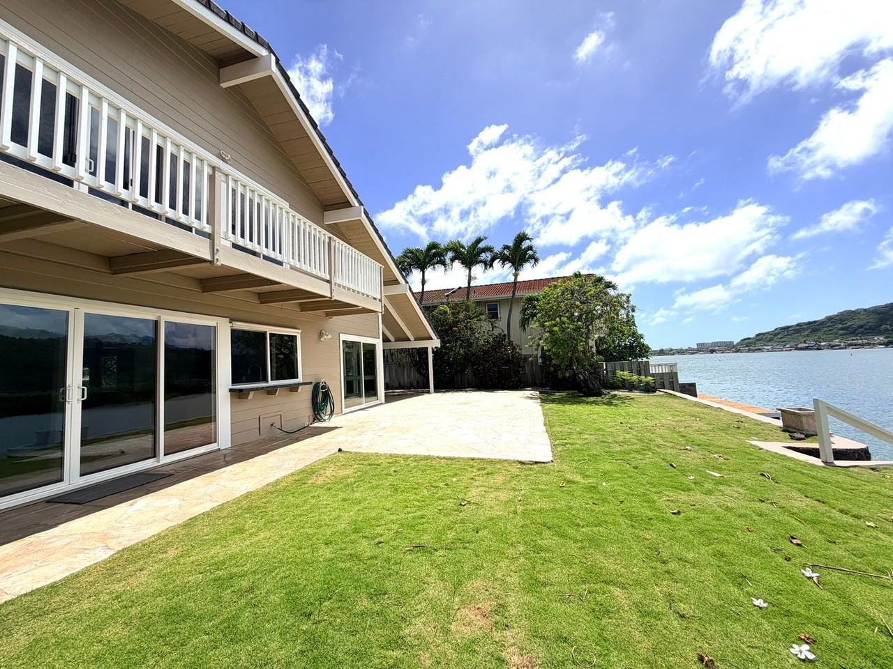 744 Kalanipuu St - Photo 7 of 14