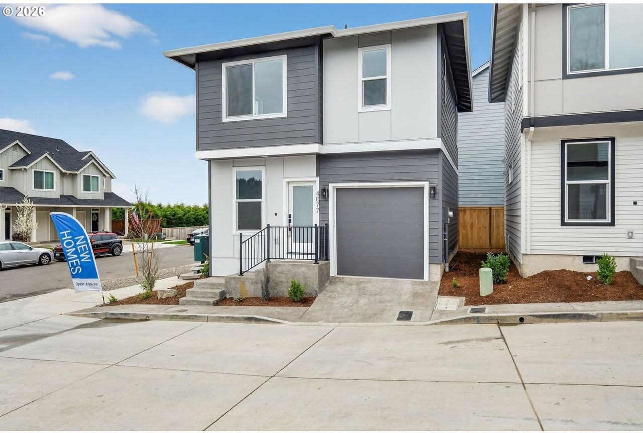 4077 Sw Mckinley St - Photo 2 of 43