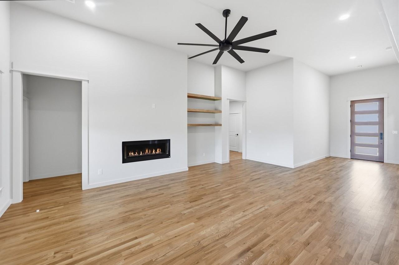 12909 S 21st Pl E - Photo 5 of 30