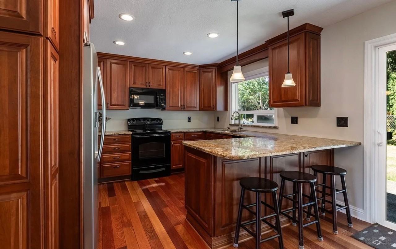 56503 Crest Dr - Photo 5 of 19