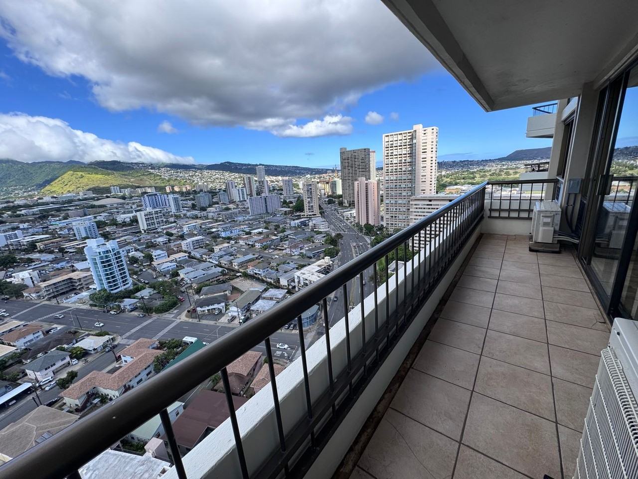 2333 Kapiolani Blvd #2601 - Photo 3 of 15