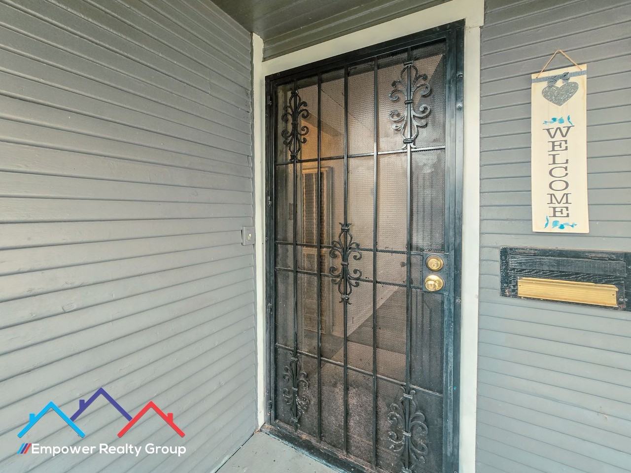 618 S 19th St - Photo 2 of 22