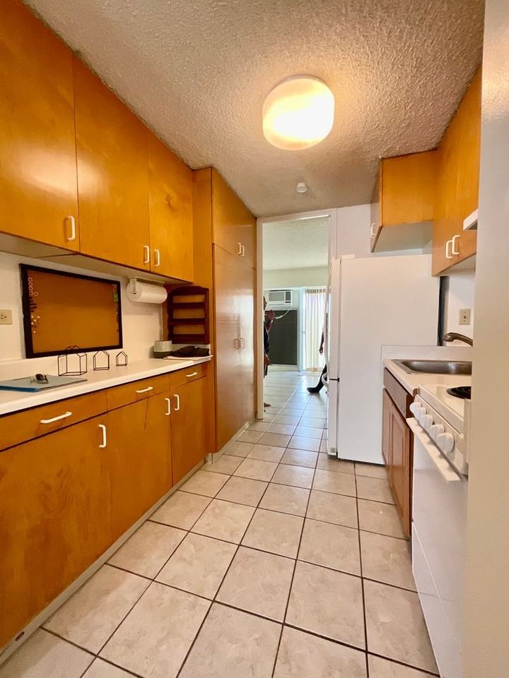 1516 Ward Ave #701 - Photo 6 of 16