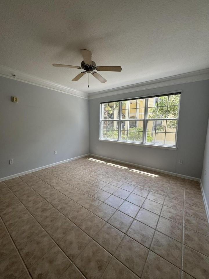 224 Murcia Drive - Photo 4 of 6