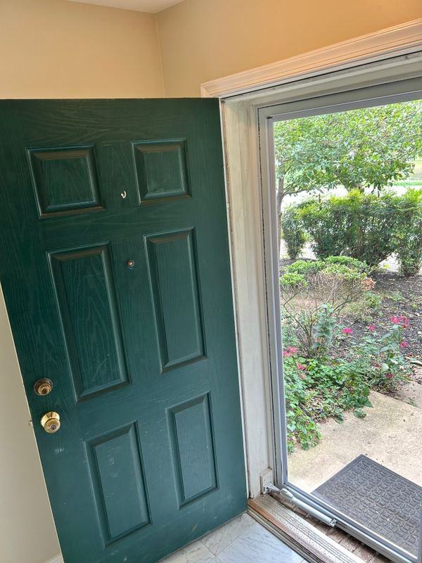 704 Mount Vernon Ave - Photo 3 of 45