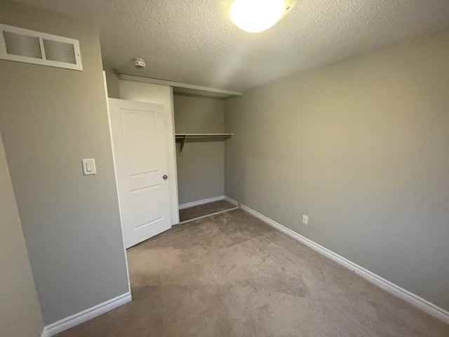 102 Nacarat Street - Photo 3 of 12