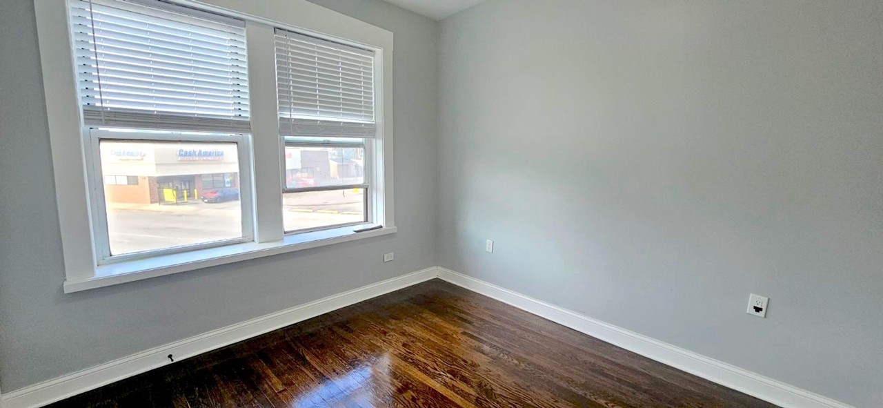 396266 W Grand Ave #3962-2F - Photo 5 of 11