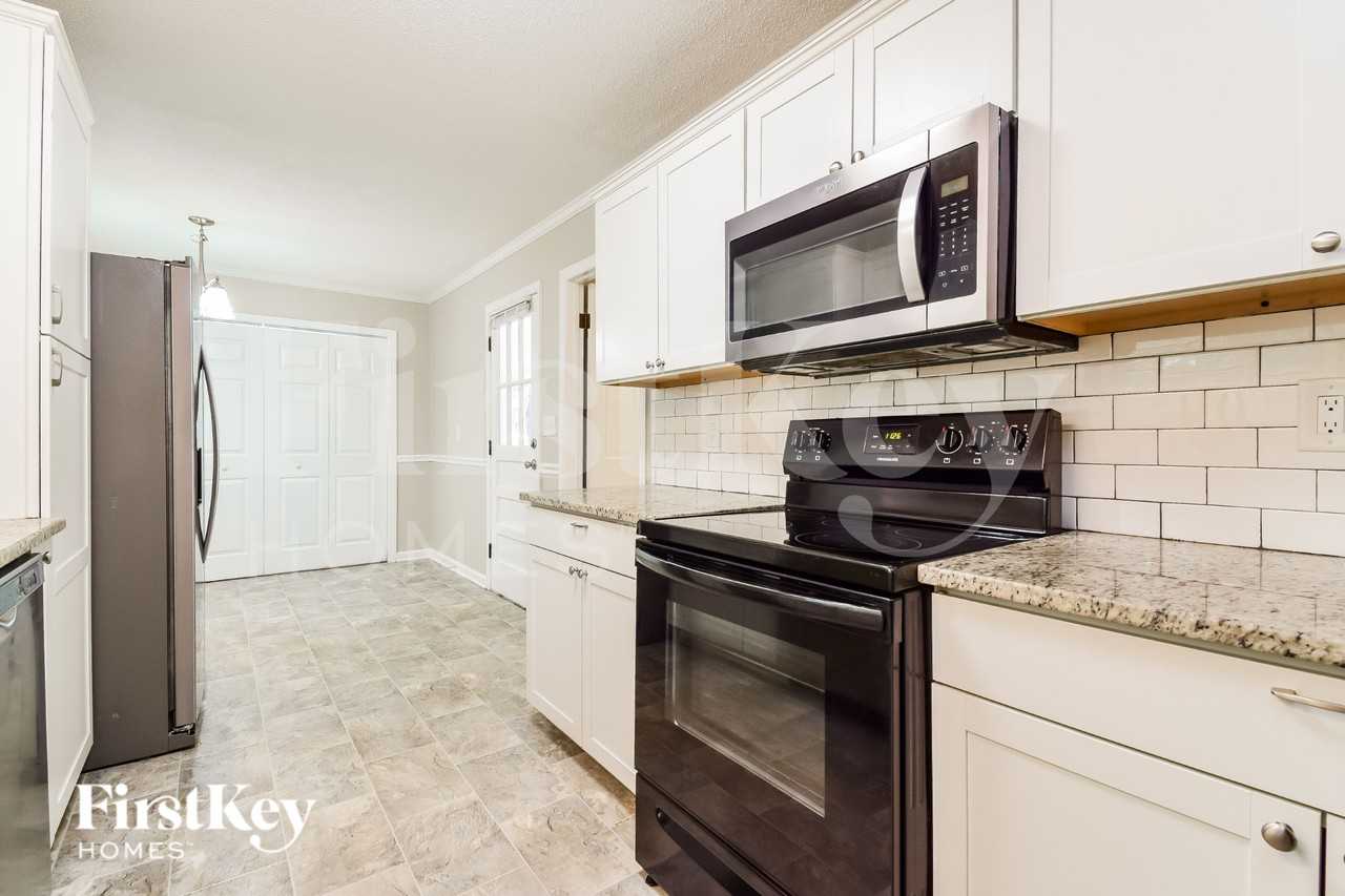 75 Winnview Dr - Photo 6 of 16