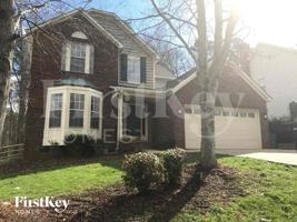 featured image of 5933 Skyline Dr