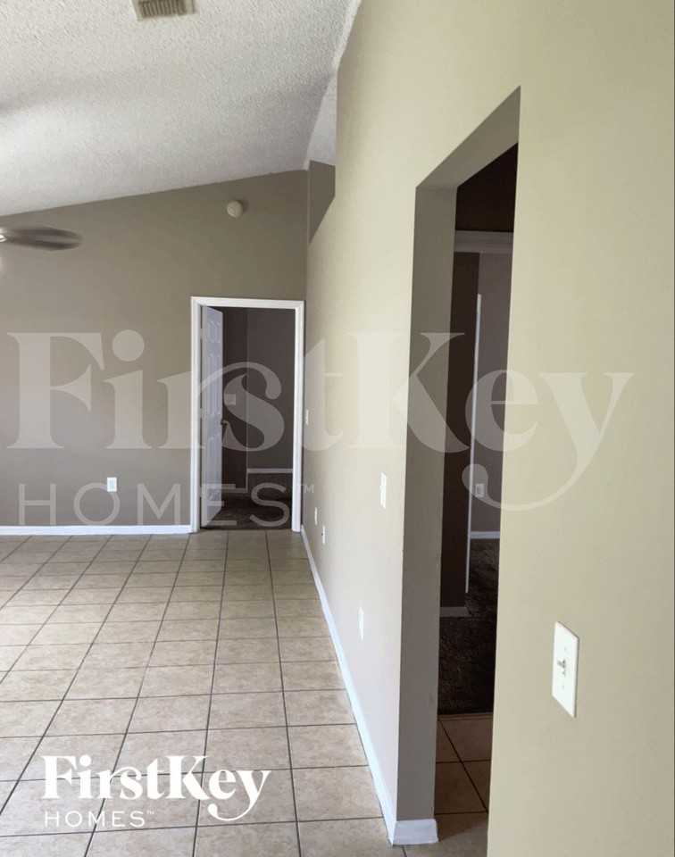7446 Groveoak Dr - Photo 5 of 11