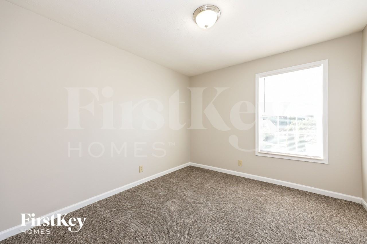 7386 Sterling Springs Way - Photo 7 of 16