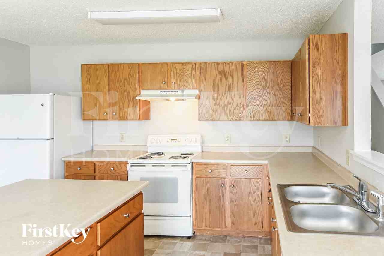 6827 W Littleton Dr - Photo 7 of 15