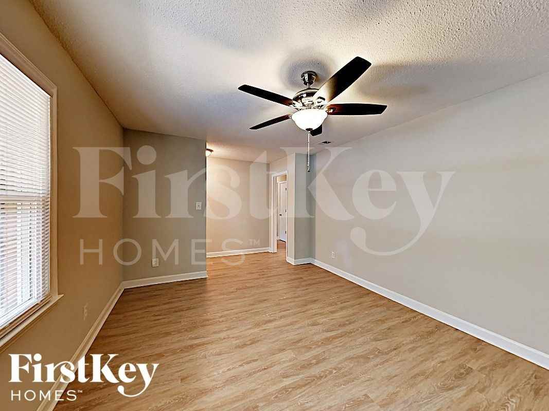 6107 Rockwell Dr - Photo 3 of 16