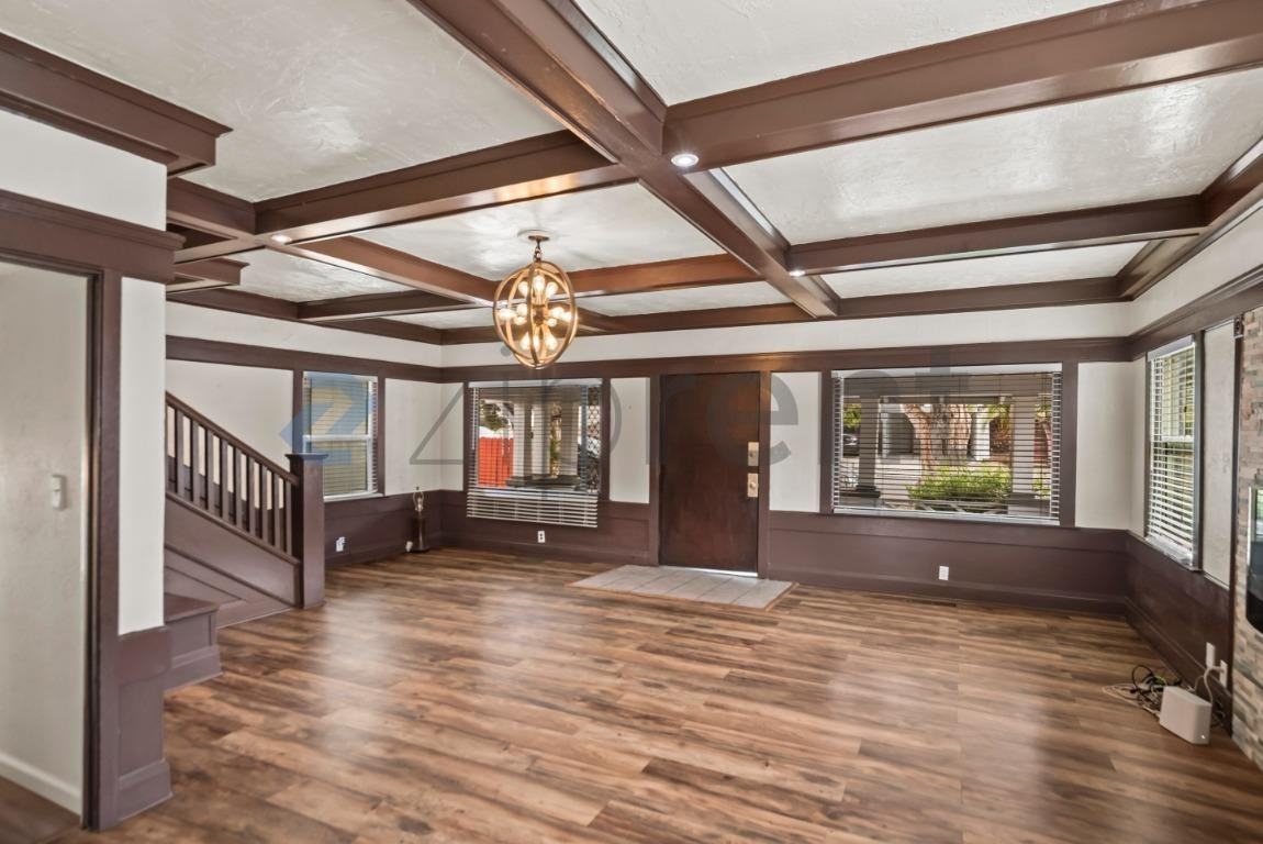2667 Wakefield Ave - Photo 7 of 31