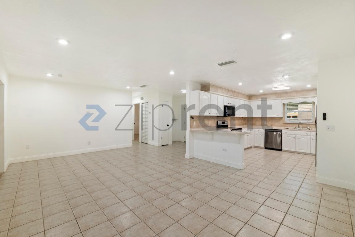 4894 Old Tampa Hwy - Photo 5 of 28