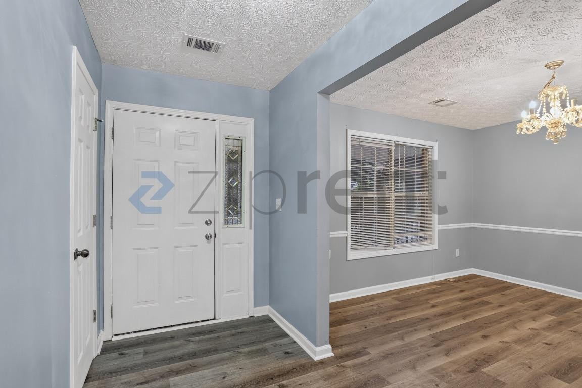 190 Overlook Dr - Photo 2 of 24
