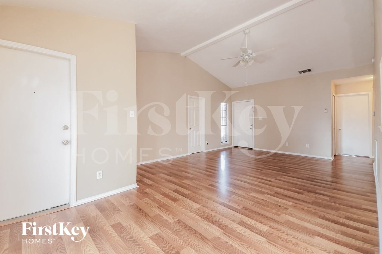 4614 Horizon Dr - Photo 6 of 16