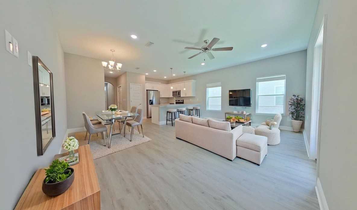 852 Fairview Dr - Photo 4 of 15