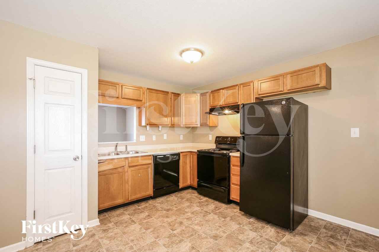 288 Pixy Ct - Photo 5 of 15