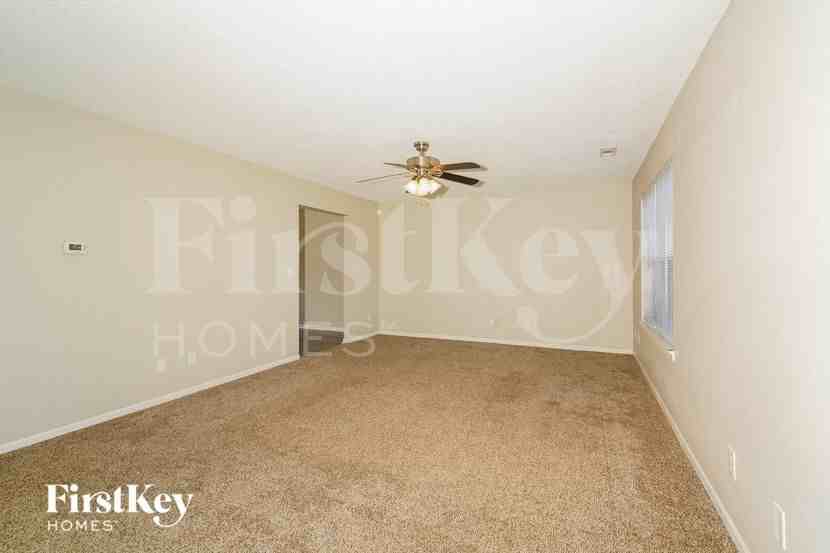 2685 Creekstone Ct - Photo 3 of 15