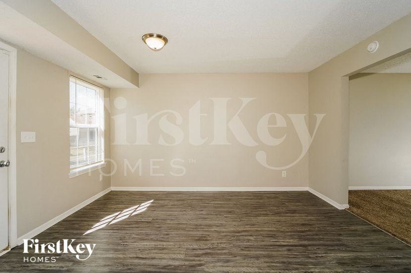 2685 Creekstone Ct - Photo 4 of 15