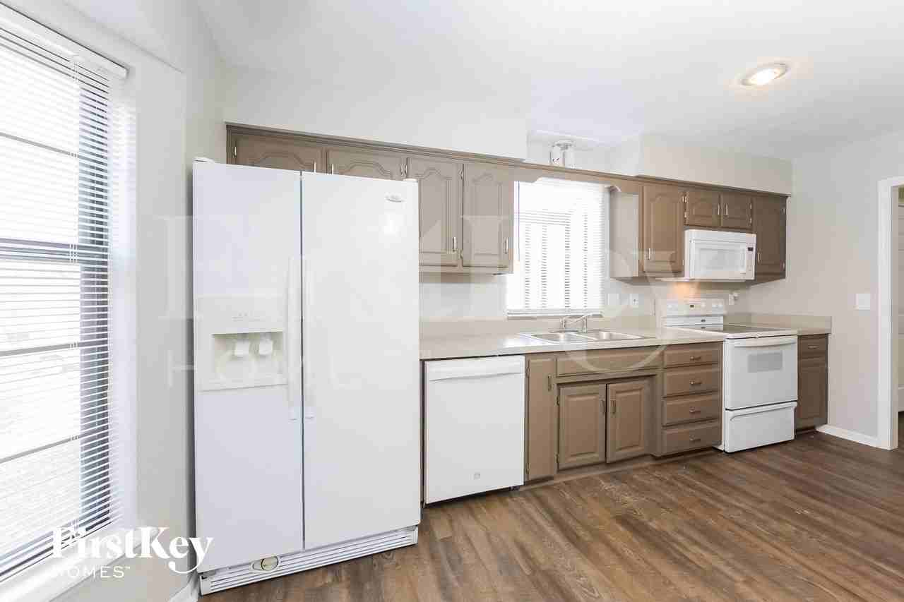 12818 S Navaho Dr - Photo 5 of 14