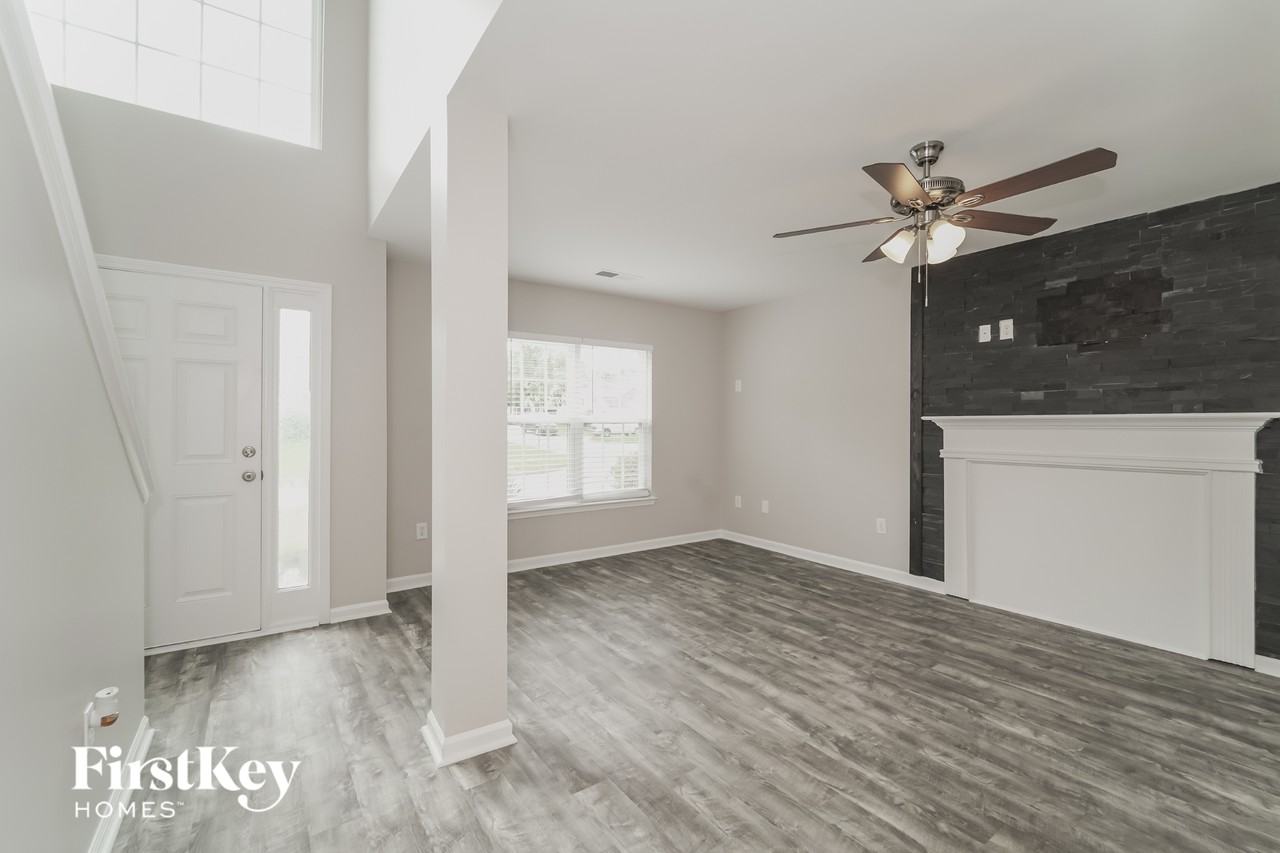 198 Fairmont Cir - Photo 5 of 15
