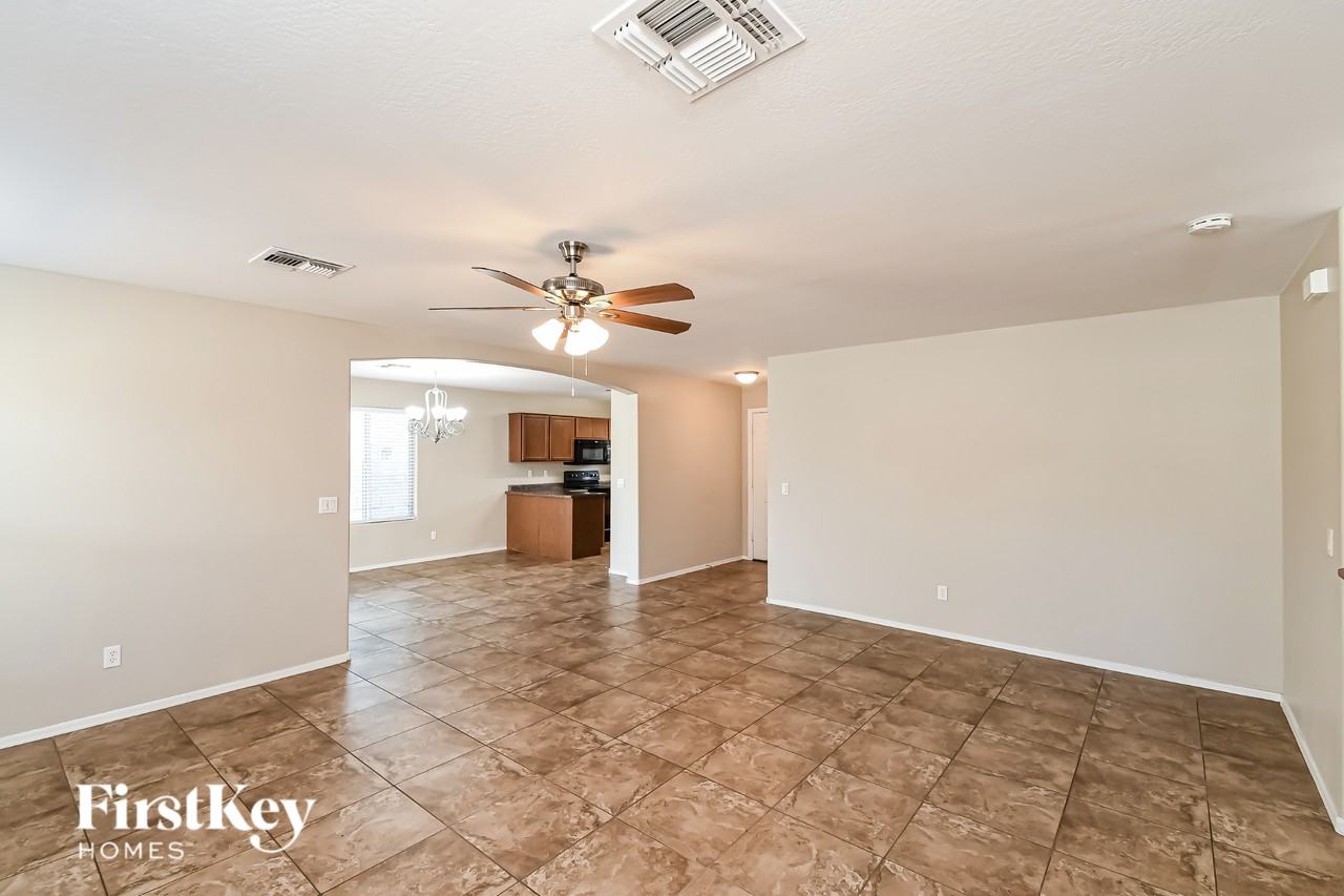 900 W Broadway Ave - Photo 3 of 16