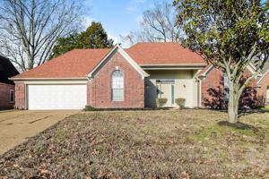 featured image of 7885 Meadow Ridge Ln