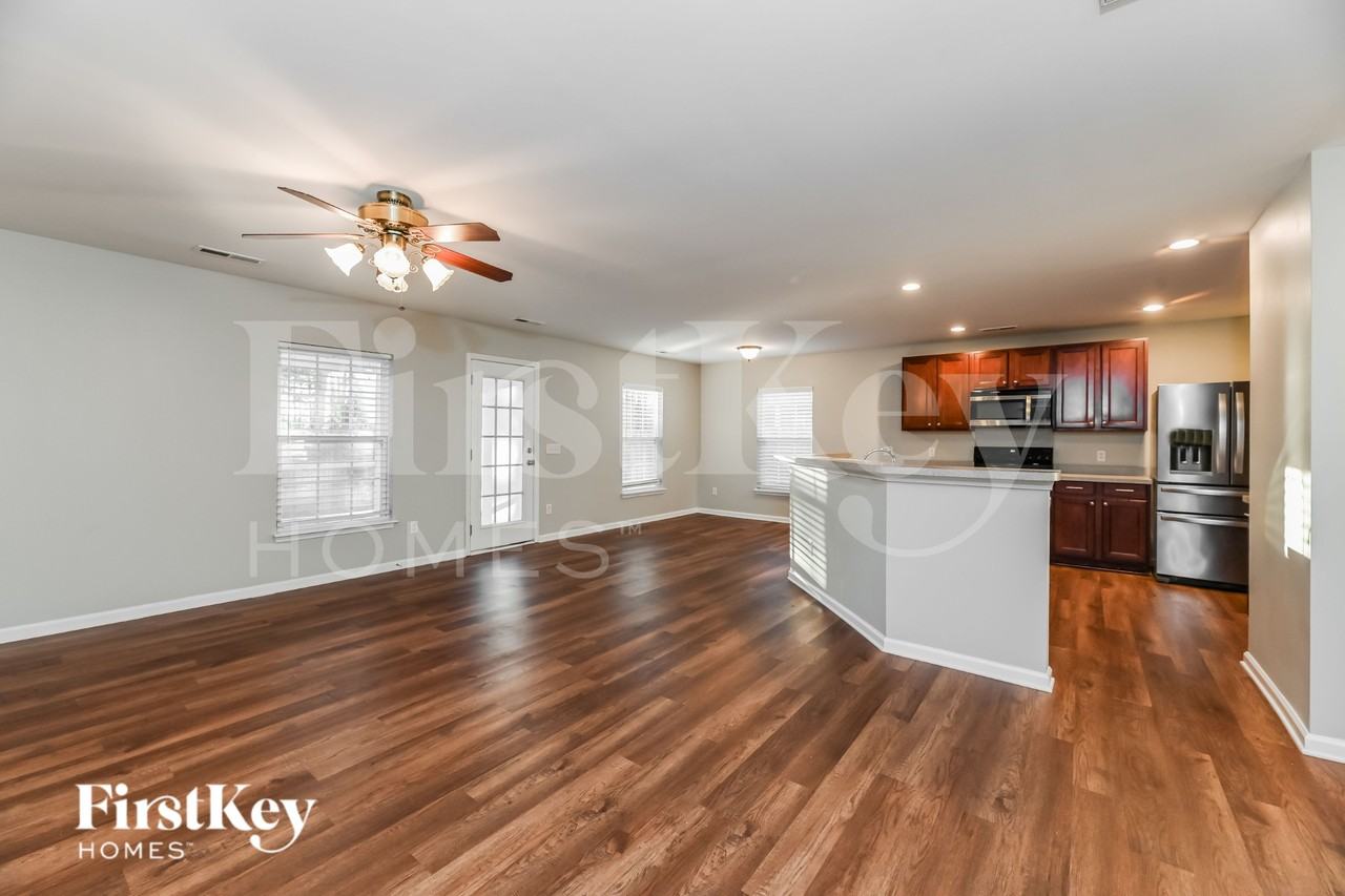 329 Deep River Rd - Photo 3 of 16