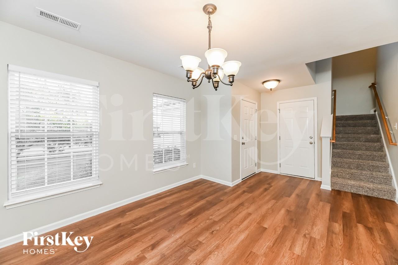 329 Deep River Rd - Photo 7 of 16
