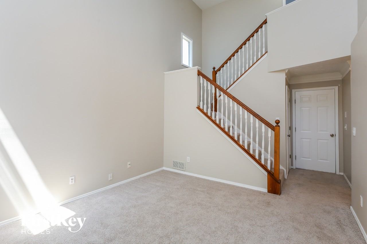 2970 Old Victorian Dr - Photo 2 of 15