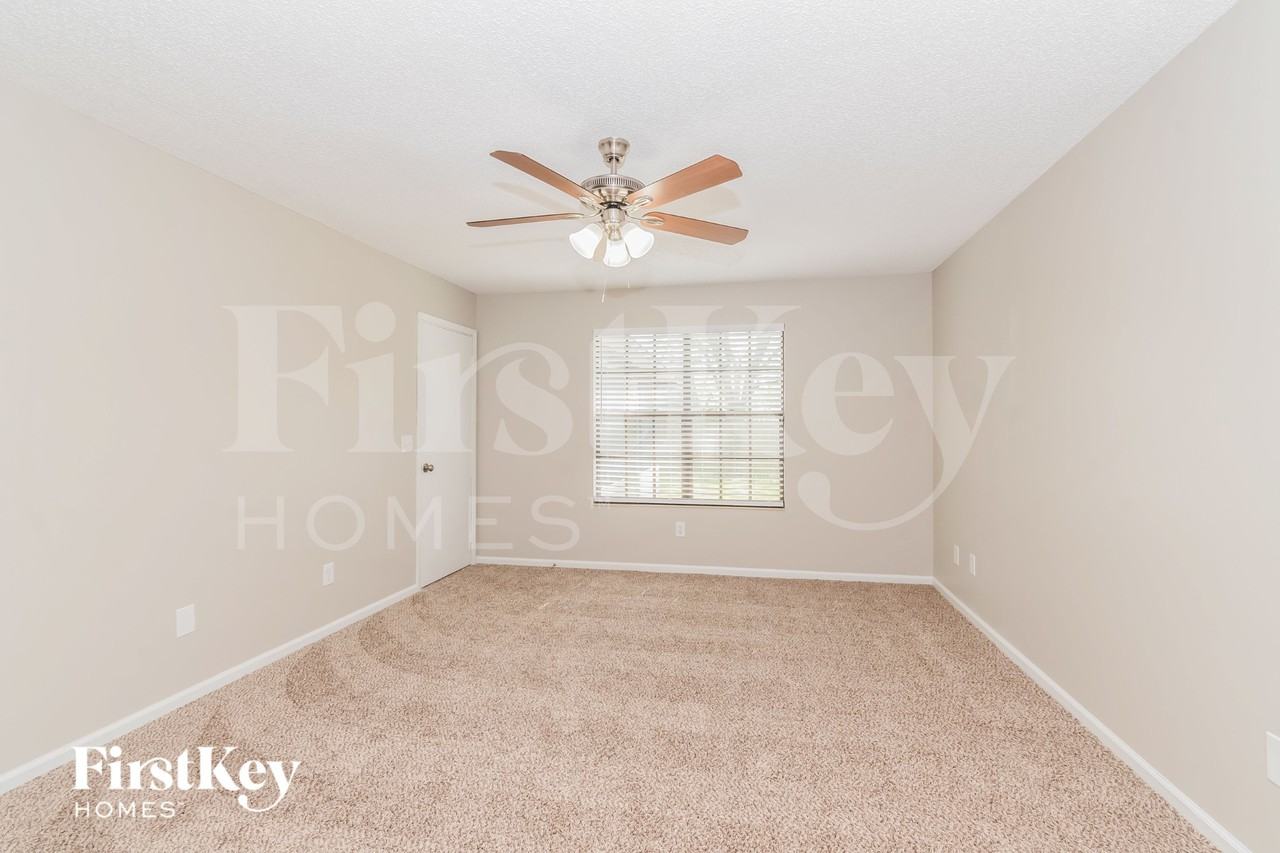 1383 Mayberry Ln - Photo 7 of 15