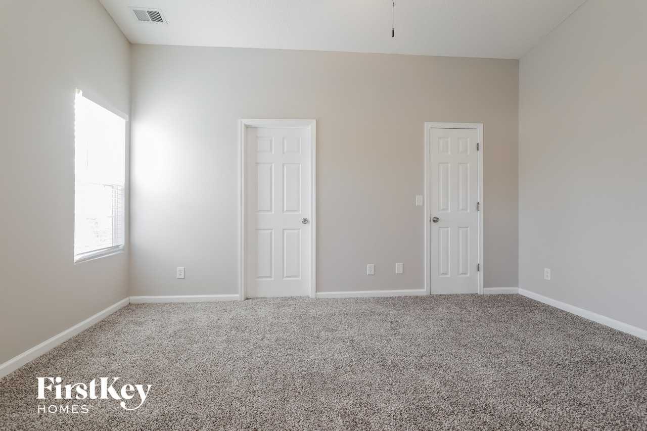 1698 Fort Connors Way - Photo 6 of 15