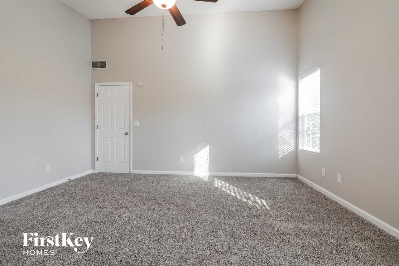 1698 Fort Connors Way - Photo 7 of 15