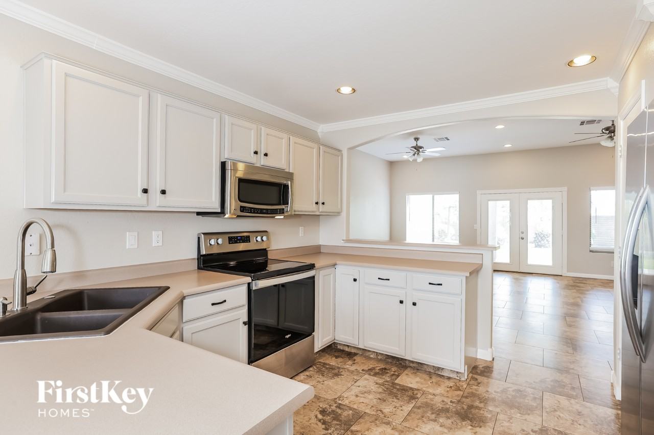 15019 W Gelding Dr - Photo 6 of 15