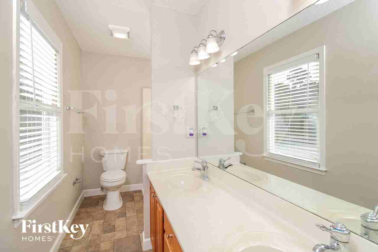 432 Shadybrook Rd - Photo 7 of 15