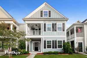 featured image of 413 Forsythia Ave