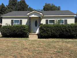 featured image of 828 E 5th St #NA