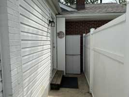 featured image of 803 Culpeper St #A